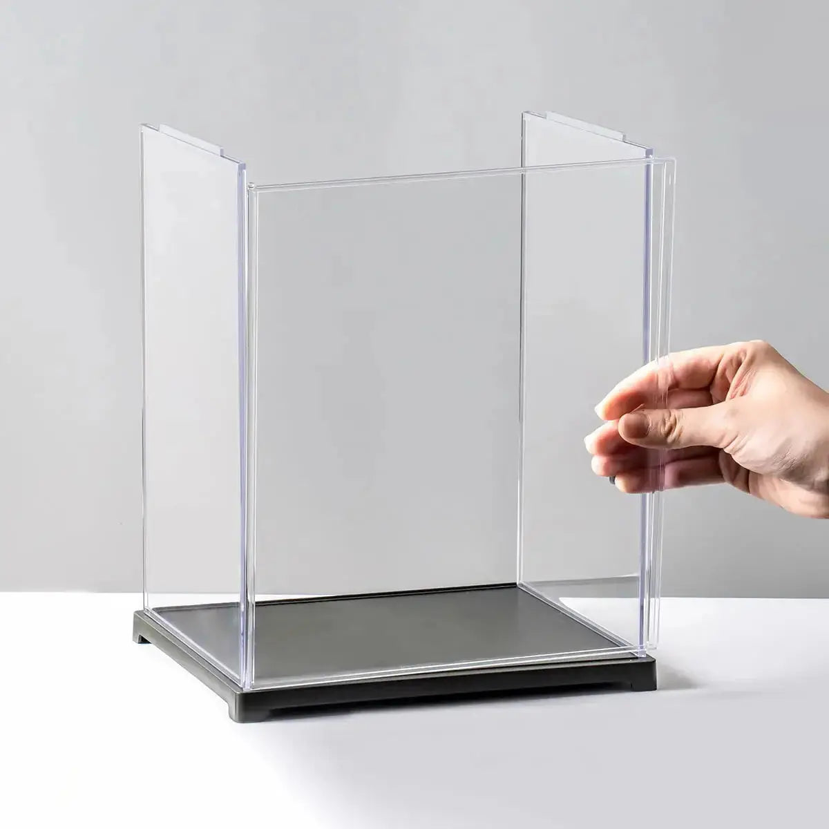 ROKR RFM03 opening front door for convenient model access