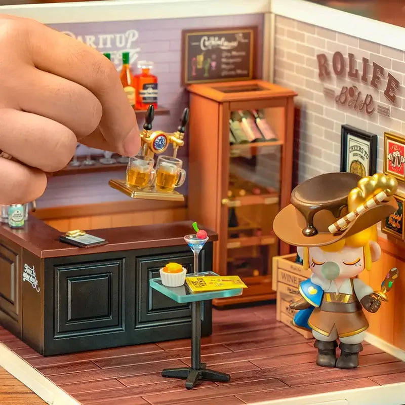 Bring the Bar Scene to Life