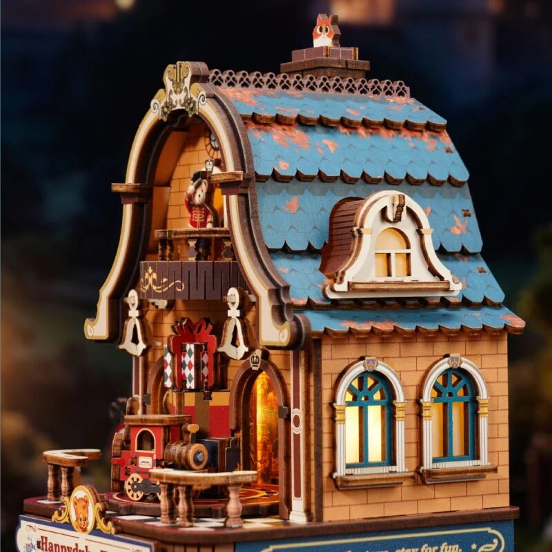 Dutch-Inspired Wooden Toy Shop Design
