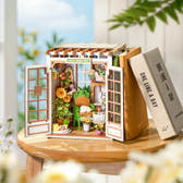 Rolife Secret Bloomy Nook DIY Book Nook TGE04 Rolife