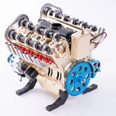 ZAMĚSTNANOST V8 motoru na zadní stranu s exponovanými vačkami a setrvačníkem