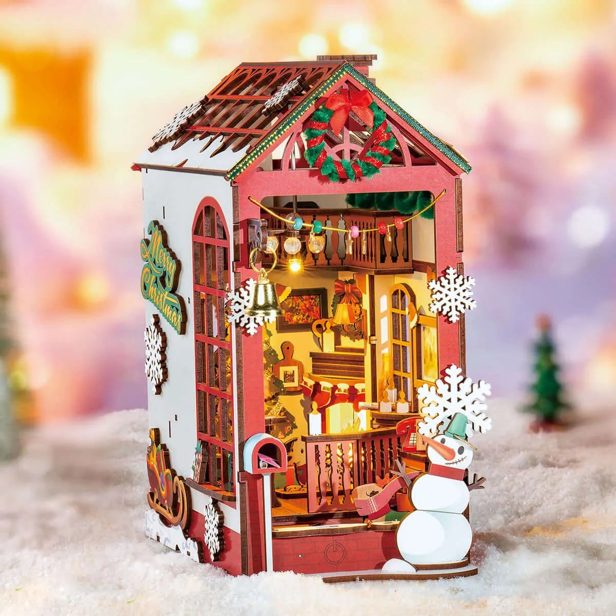 Christmas Indoor Scene DIY Book Nook TGC07 - Toys Quiz