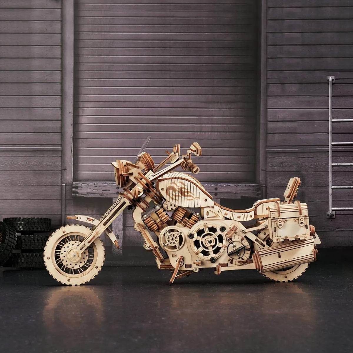 Cruiser Motorcycle 3D Wooden Puzzle - Toys Quiz