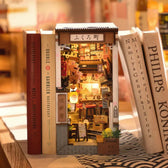 Rolife Sakura Wine Alley DIY knižní zákoutí (Book Nook) Insert Toys Quiz