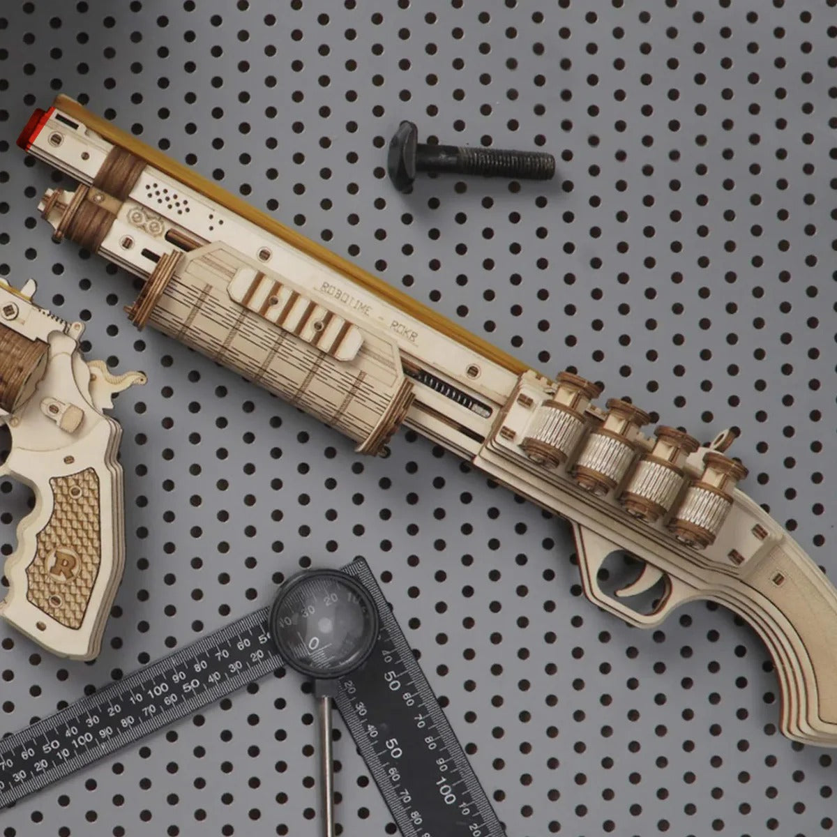 Dřevěná hračka Terminator M870 Justice 