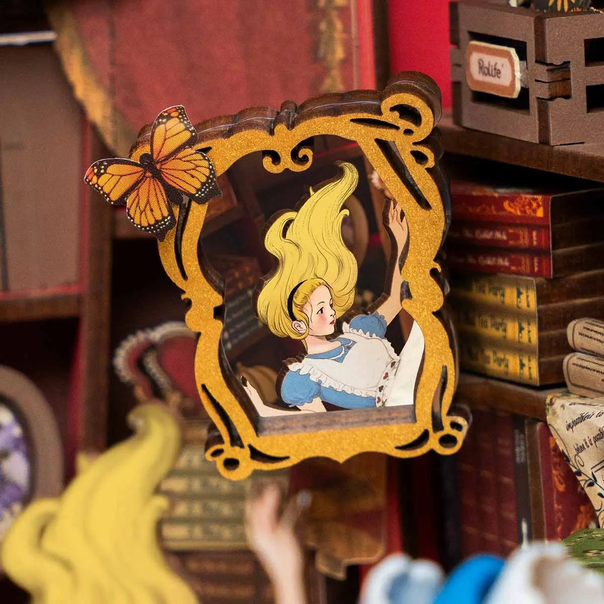 Rolife Fall into Wonder DIY Book Nook Shelf Insert Toys Quiz