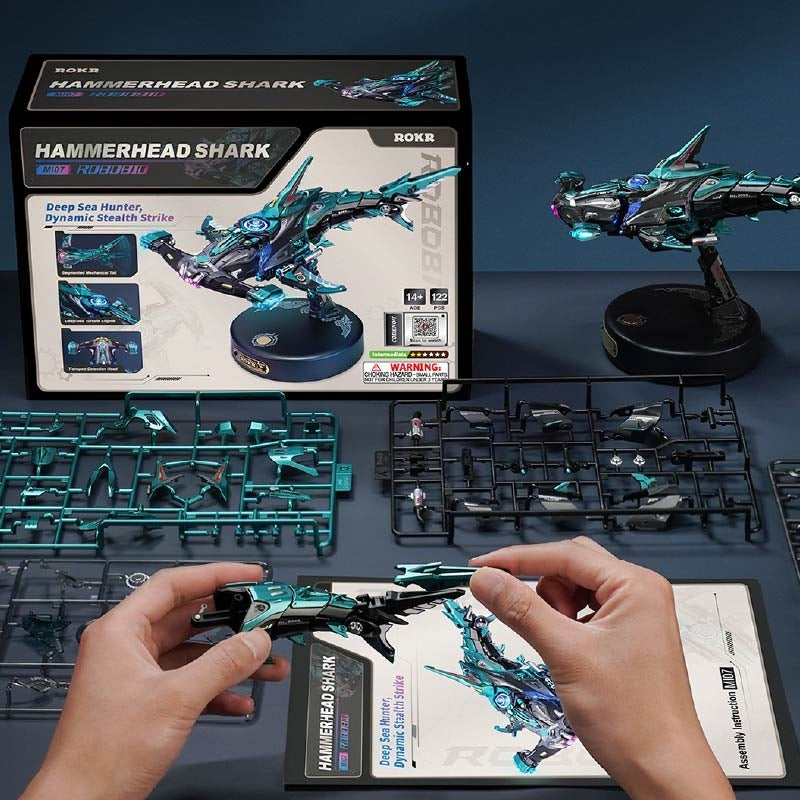 Immersive Self-assembly Experience