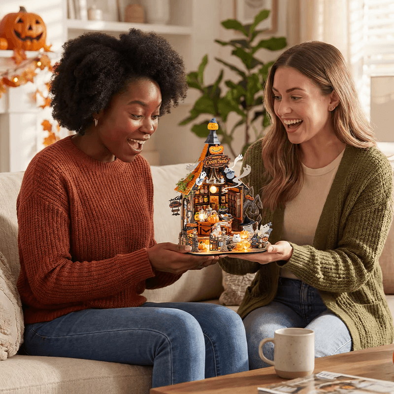 Share a Sweet Little Fright