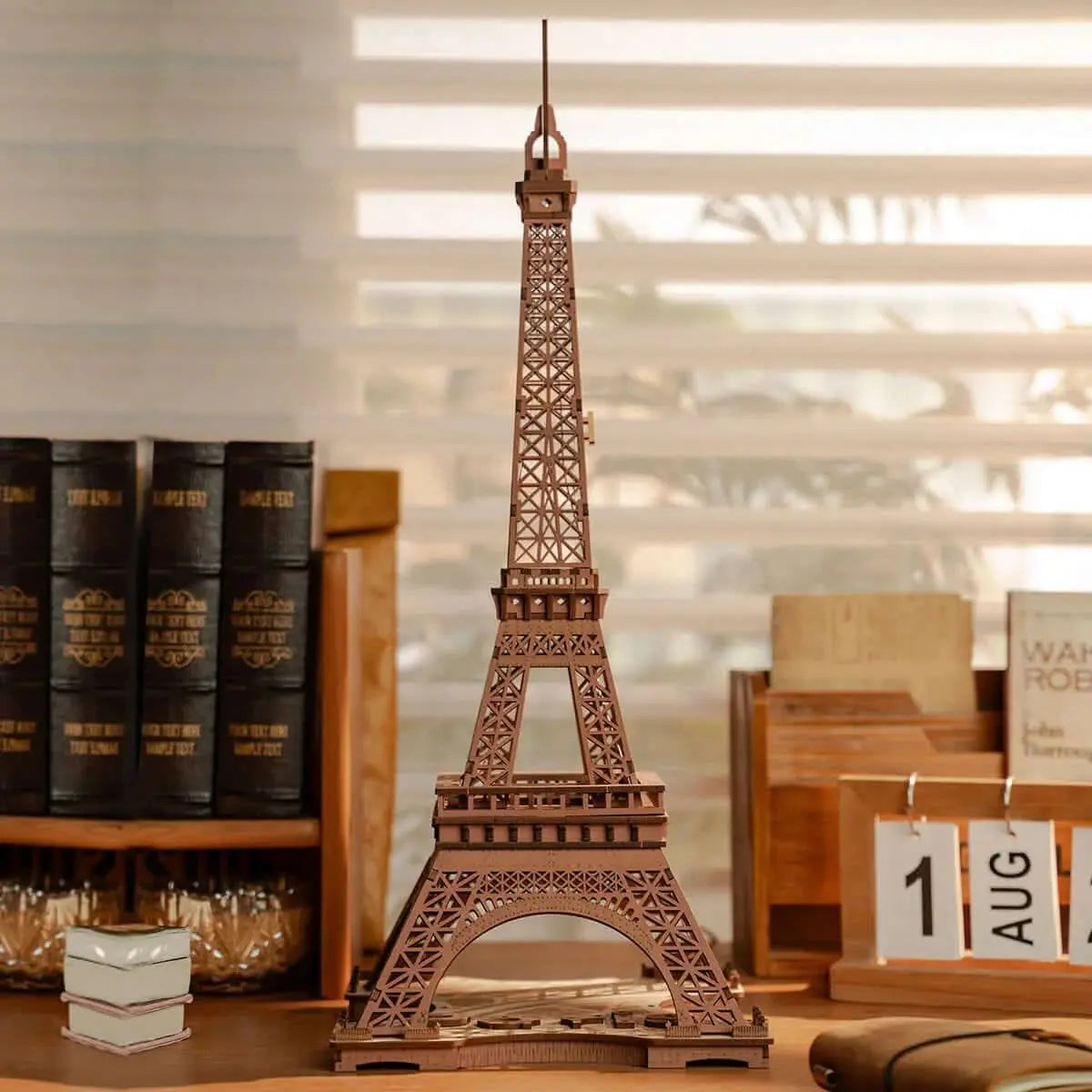 Night of the Eiffel Tower 3D Wooden Puzzle - Toys Quiz