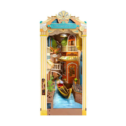 DIY Book Nook – Romantic Venice model with intricate canal details - Toys Quiz