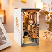 Sakura Densya DIY Book Nook Shelf Insert Kit - Toys Quiz