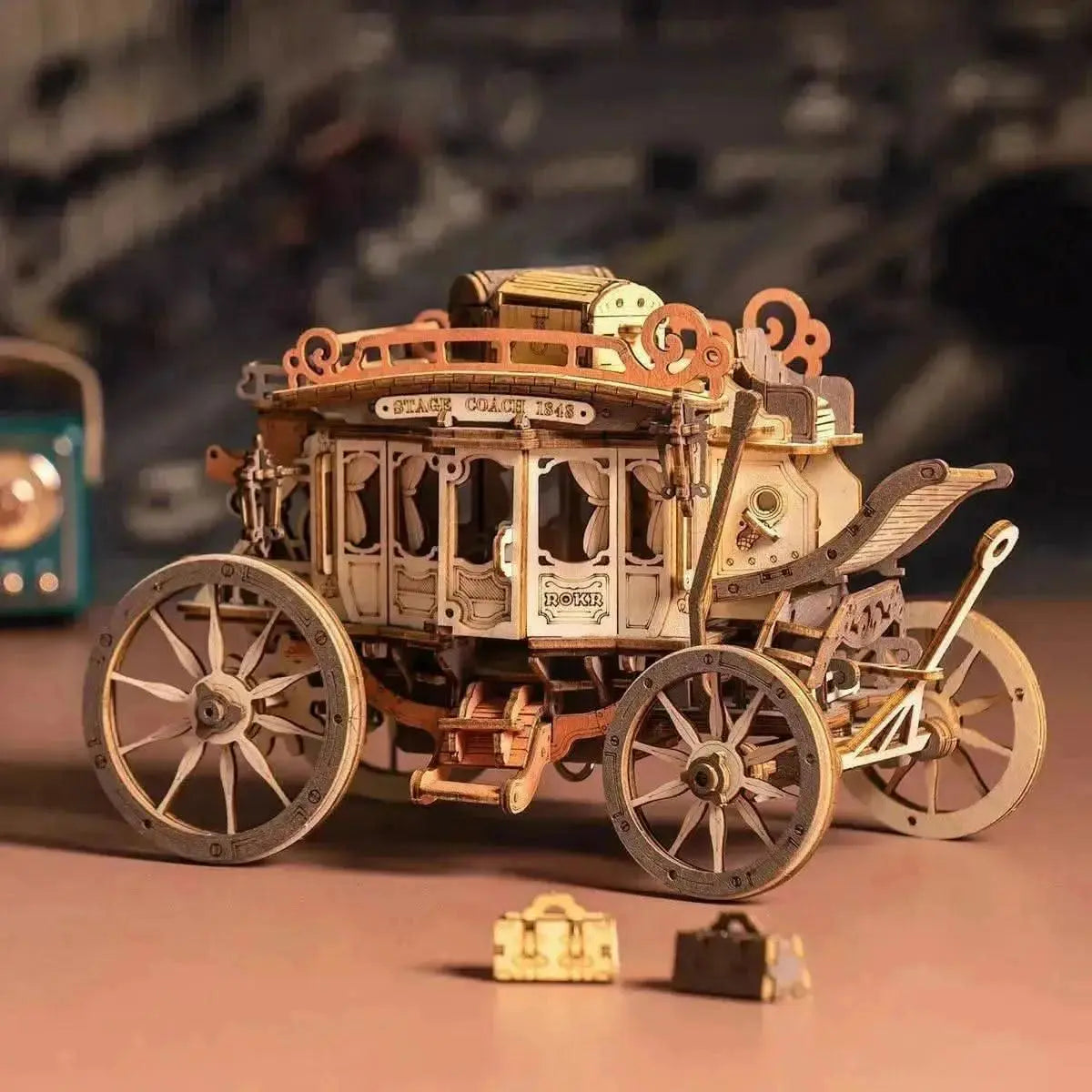 Hand-cranked Wooden Music Box with moving stagecoach - Toys Quiz